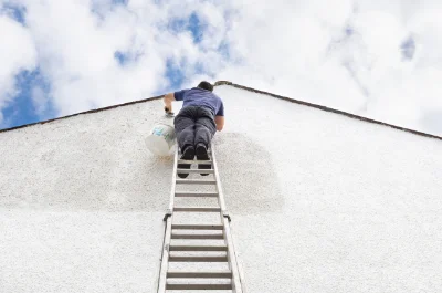 Peinture extérieure à Guerlesquin — façades et ravalement